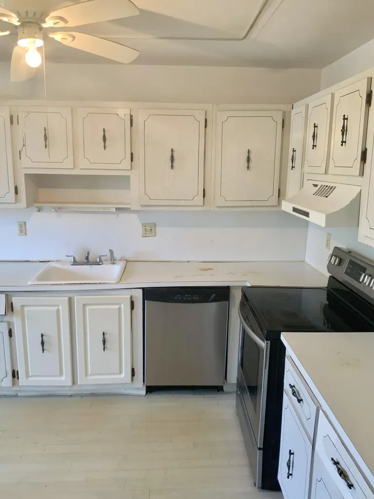 1621 NW 18th Avenue Delray Beach FL 33445