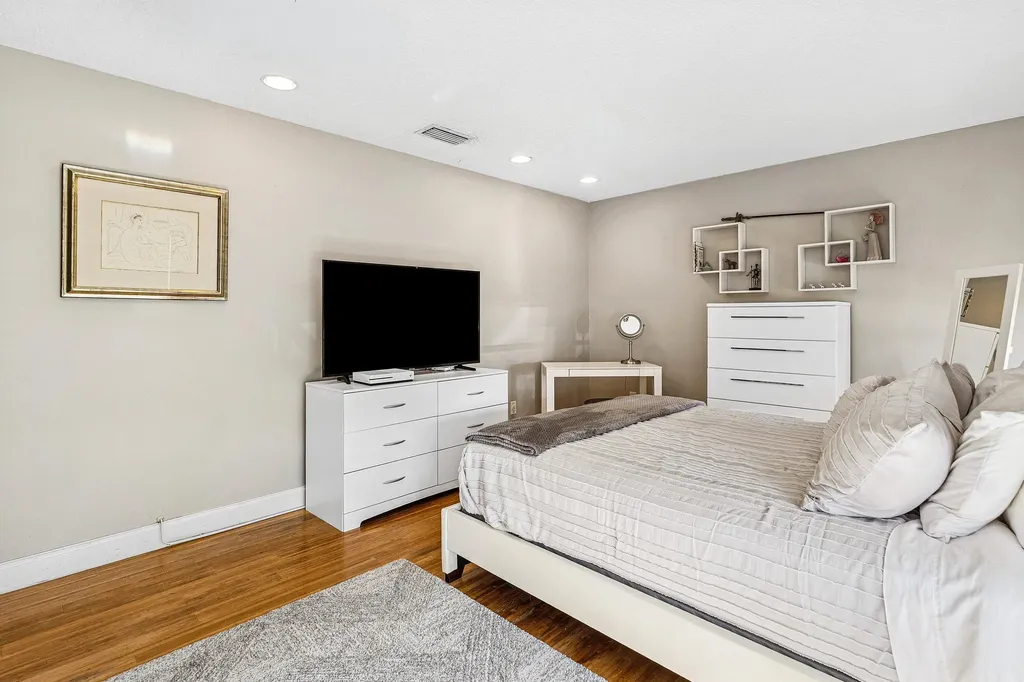 21033 Cottonwood Drive Boca Raton FL 33428