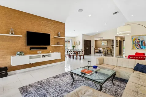 21033 Cottonwood Drive Boca Raton FL 33428