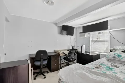 256 SW 11th Place Boca Raton FL 33432