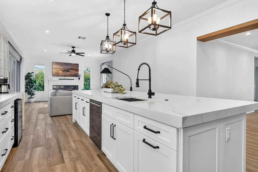301 Pilgrim Road West Palm Beach FL 33405