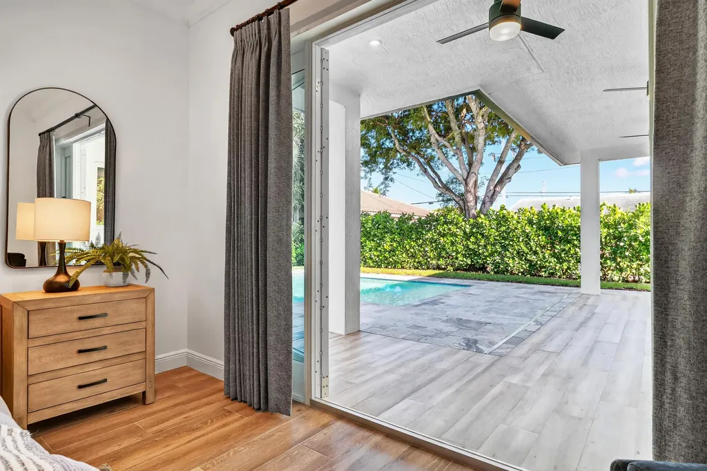301 Pilgrim Road West Palm Beach FL 33405