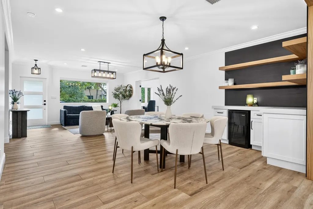 301 Pilgrim Road West Palm Beach FL 33405