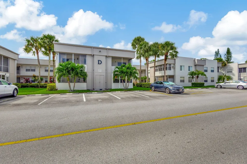 185 Normandy Delray Beach FL 33484
