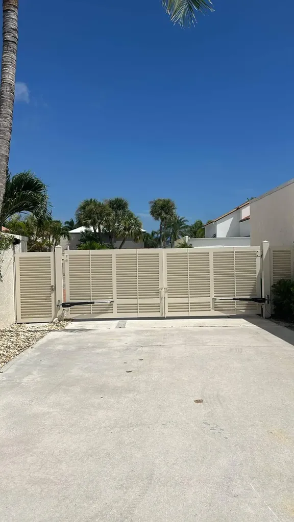 103 W Sandpiper Circle W Jupiter FL 33477