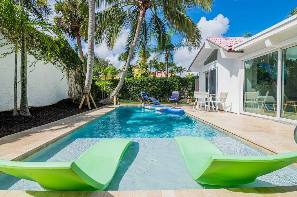 103 W Sandpiper Circle W Jupiter FL 33477