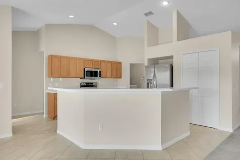 530 SW Butler Avenue Port St Lucie FL 34983