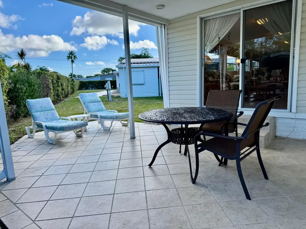 231 NW 53rd Court Deerfield Beach FL 33064