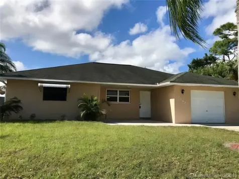 2292 SE Holland Street Port St Lucie FL 34952