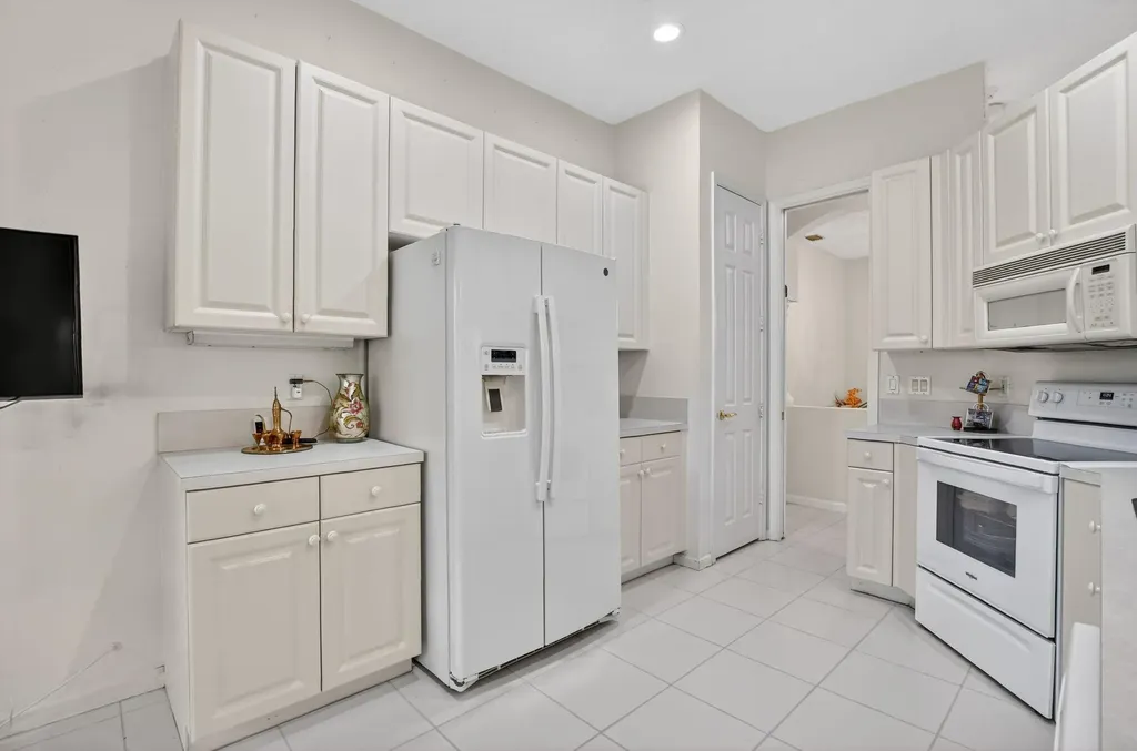 8813 Downing Street Boynton Beach FL 33472