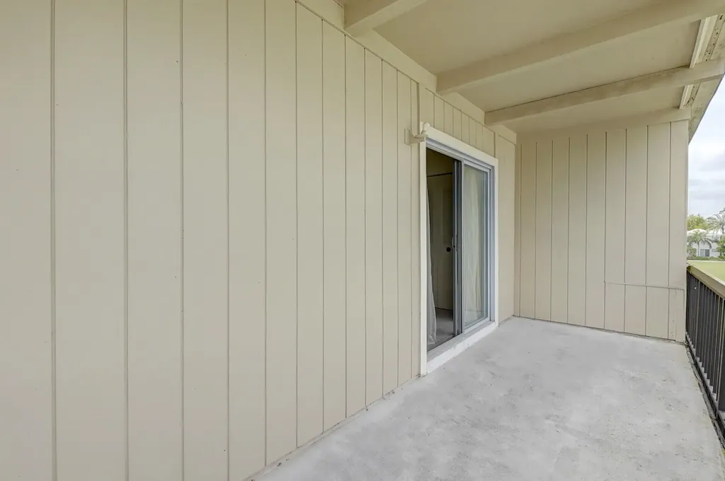 18350 SE Wood Haven Lane Jupiter FL 33469
