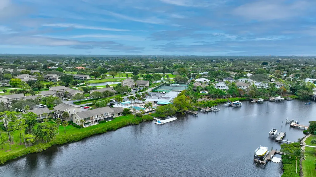 18350 SE Wood Haven Lane Jupiter FL 33469