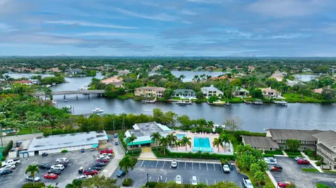 18350 SE Wood Haven Lane Jupiter FL 33469