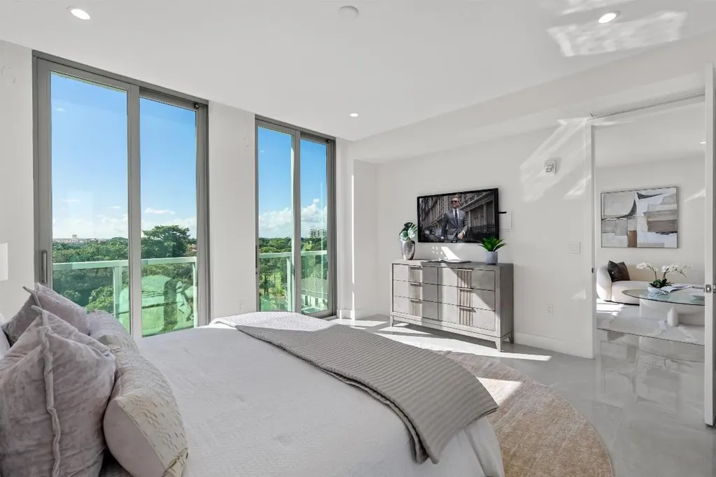 485 E Royal Palm Road Boca Raton FL 33432
