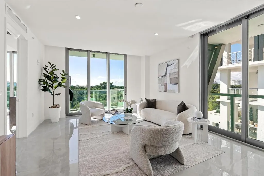 485 E Royal Palm Road Boca Raton FL 33432