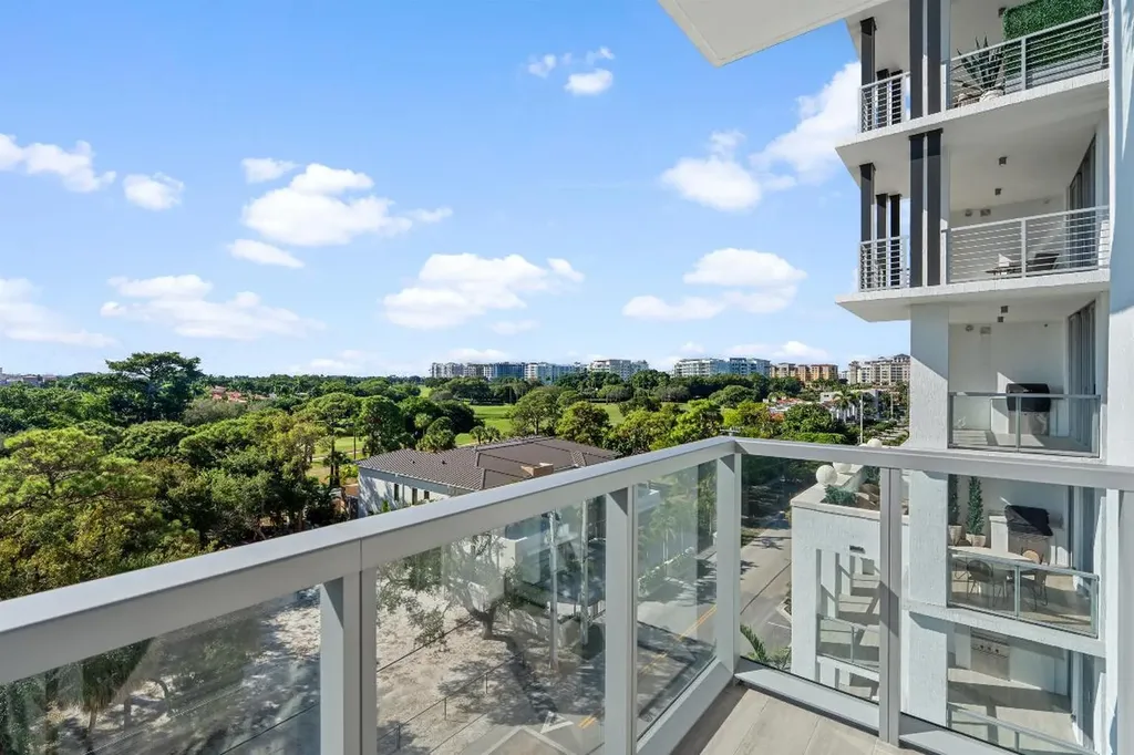 485 E Royal Palm Road Boca Raton FL 33432