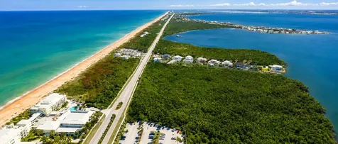 3541 NE Ocean Boulevard NE Jensen Beach FL 34957