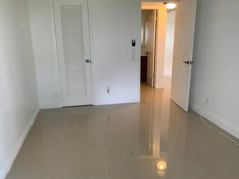 223 Fanshaw F Boca Raton FL 33434