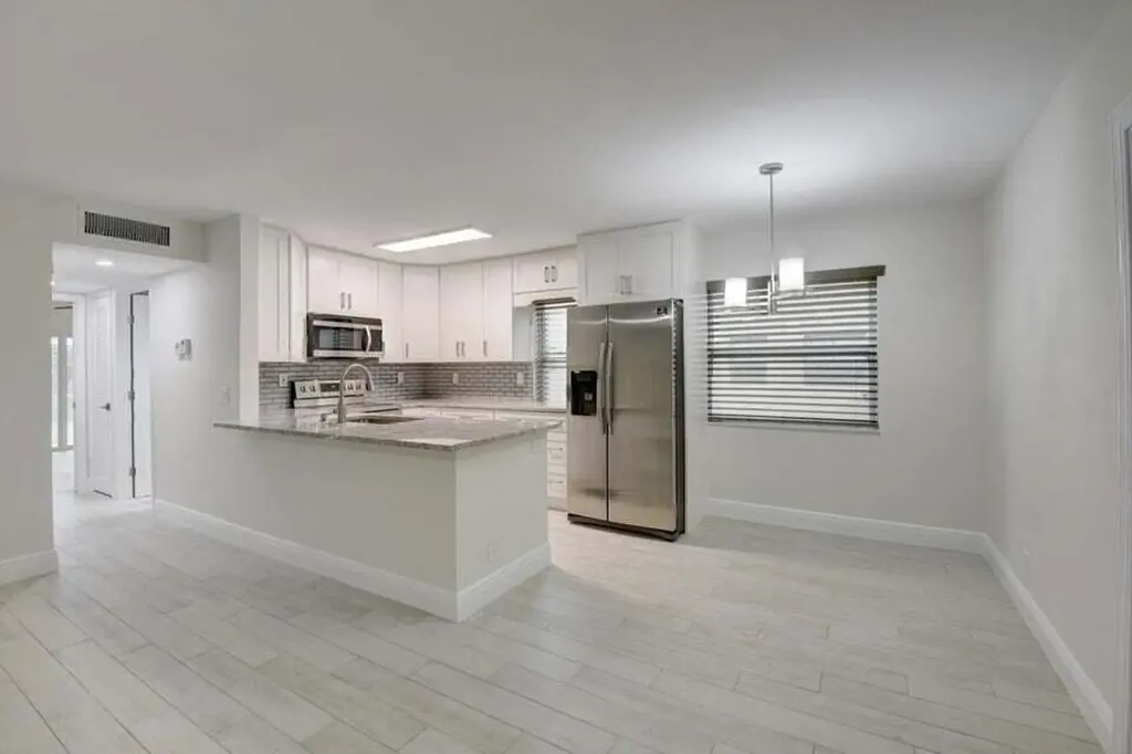 93 Normandy B Delray Beach FL 33484