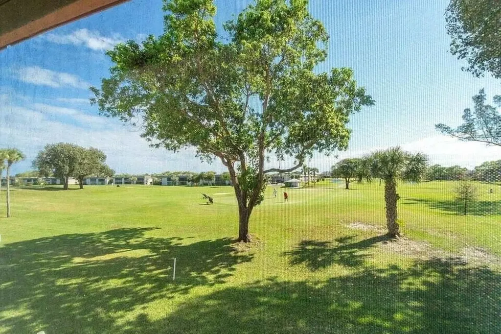 93 Normandy B Delray Beach FL 33484