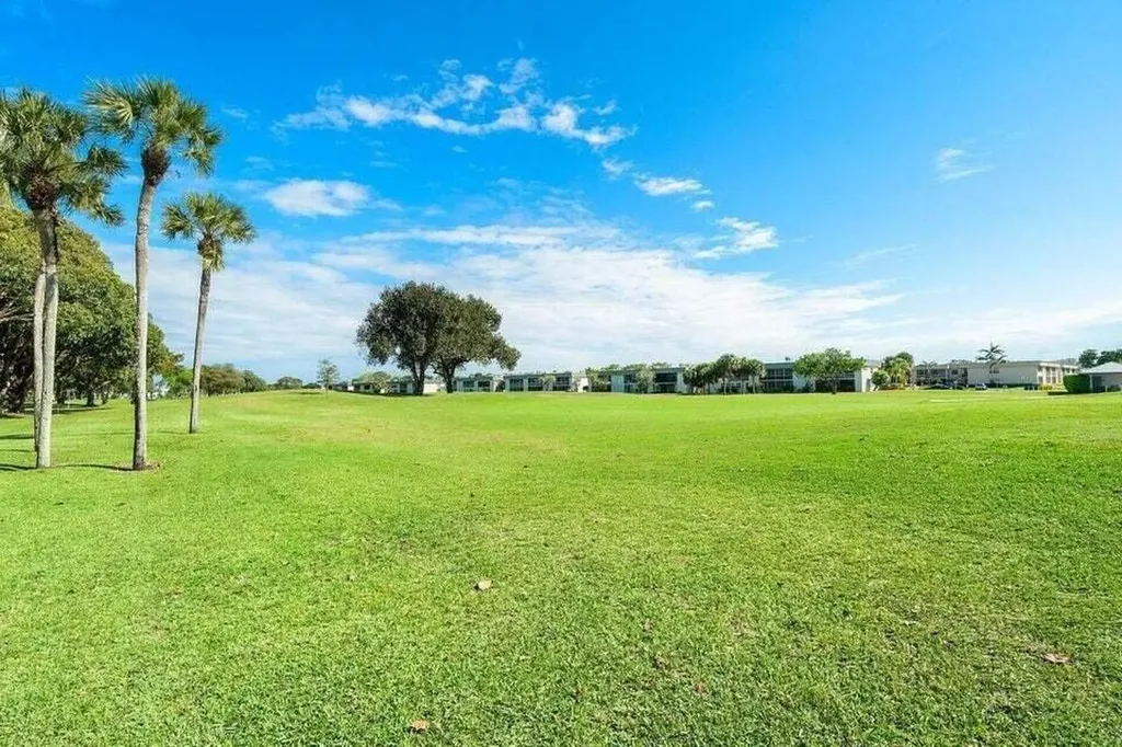 93 Normandy B Delray Beach FL 33484