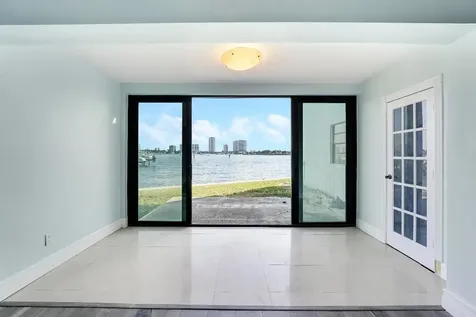 360 Wilma Circle Riviera Beach FL 33404