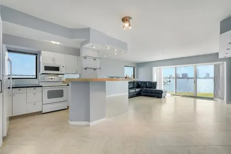 360 Wilma Circle Riviera Beach FL 33404