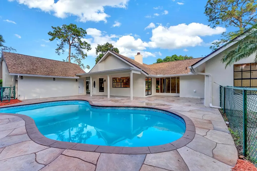 225 Sulky Way Wellington FL 33414