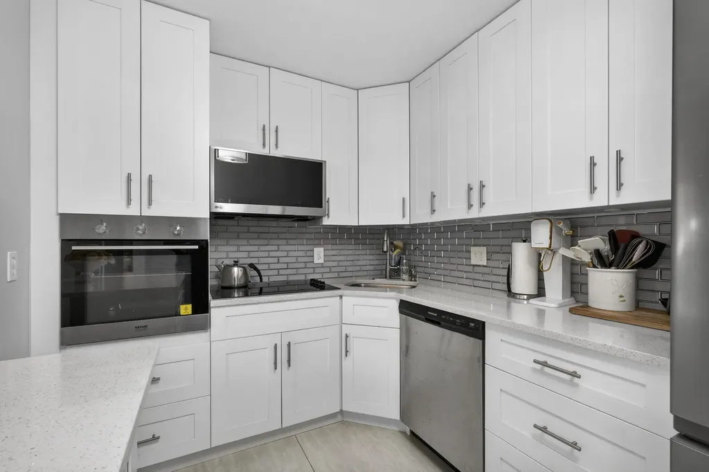 1115 Green Pine Boulevard West Palm Beach FL 33409