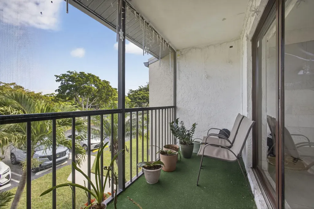 1115 Green Pine Boulevard West Palm Beach FL 33409