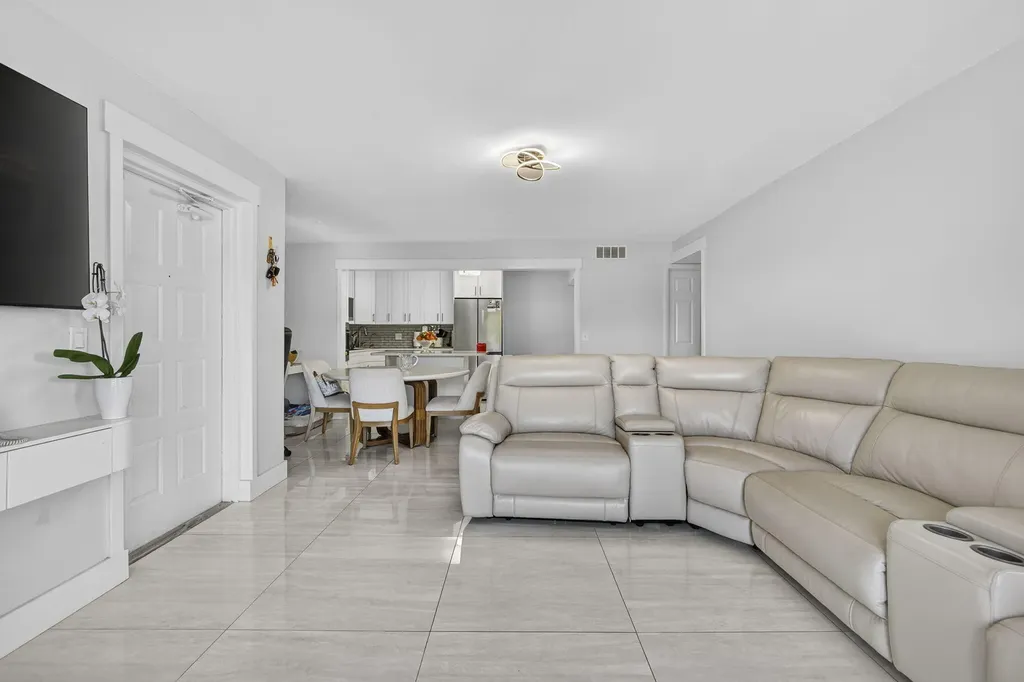 1115 Green Pine Boulevard West Palm Beach FL 33409