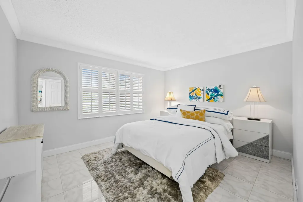 170 SE 5th Avenue Dania Beach FL 33004