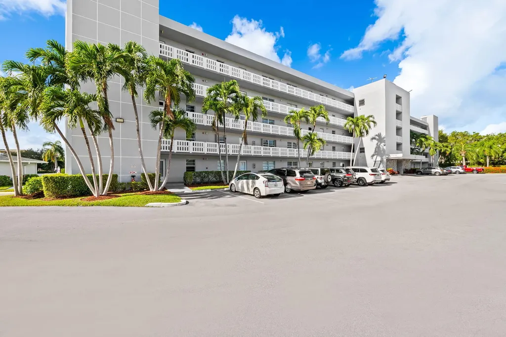 170 SE 5th Avenue Dania Beach FL 33004
