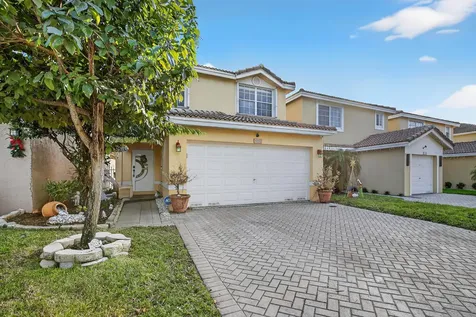 9232 NW 55th Street Sunrise FL 33351