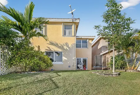 9232 NW 55th Street Sunrise FL 33351