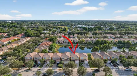 9232 NW 55th Street Sunrise FL 33351