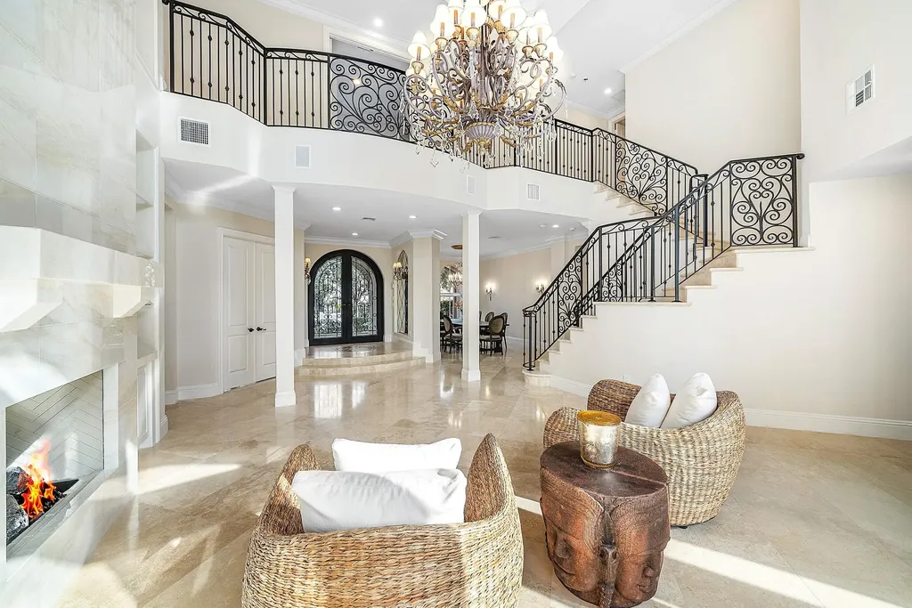 398 NE 7th Street Boca Raton FL 33432