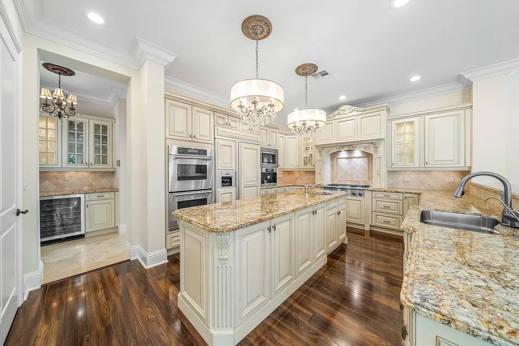 398 NE 7th Street Boca Raton FL 33432