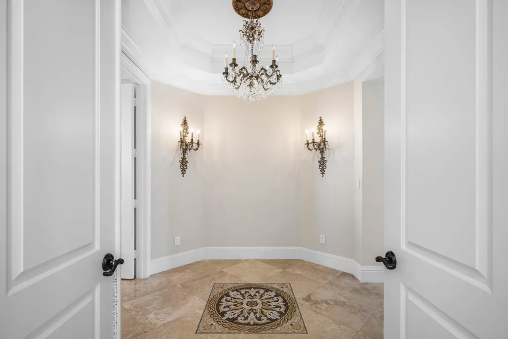 398 NE 7th Street Boca Raton FL 33432