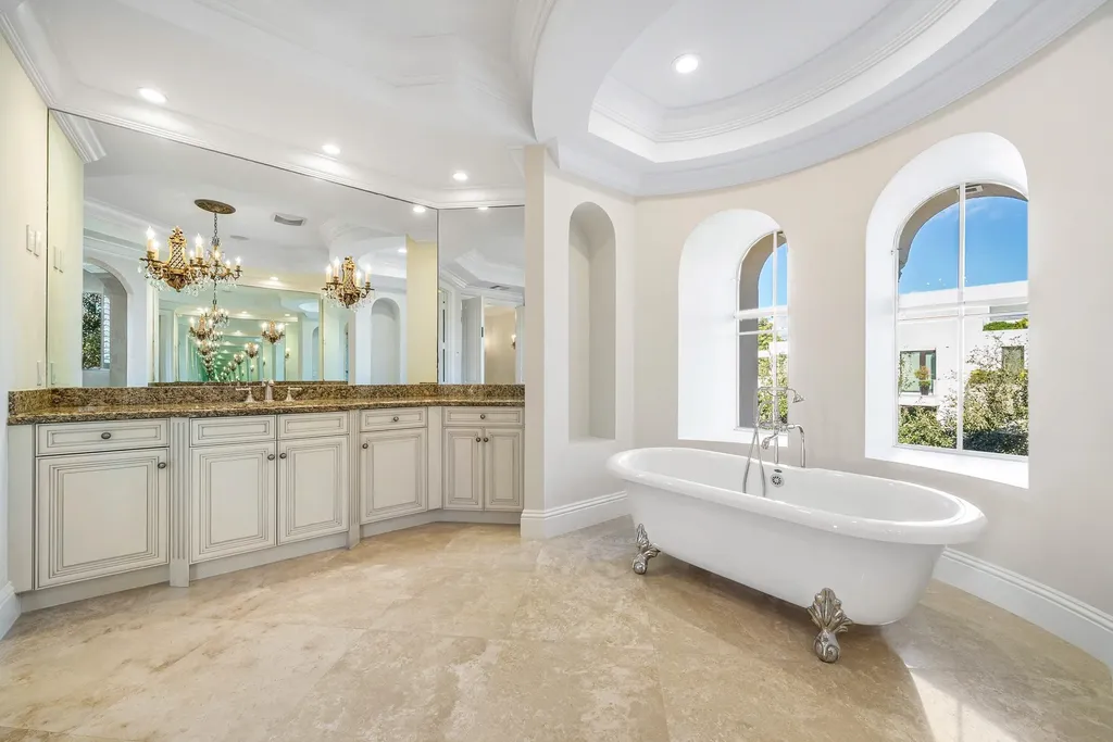 398 NE 7th Street Boca Raton FL 33432