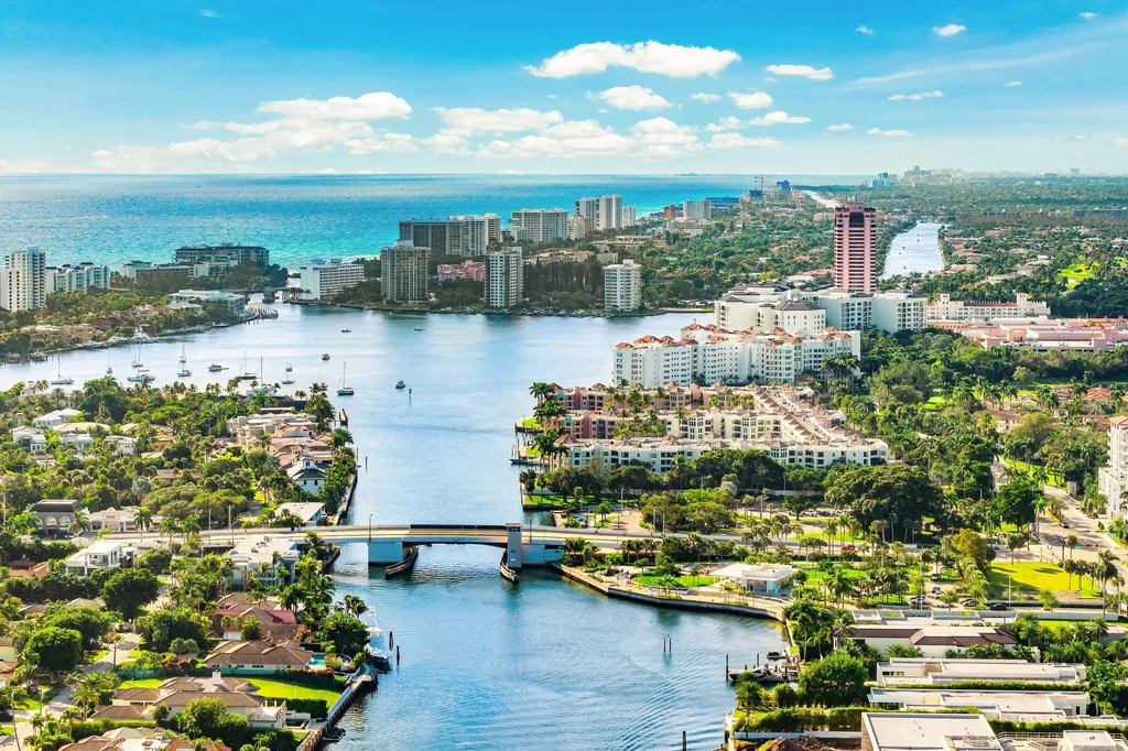 398 NE 7th Street Boca Raton FL 33432