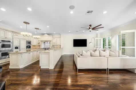 398 NE 7th Street Boca Raton FL 33432