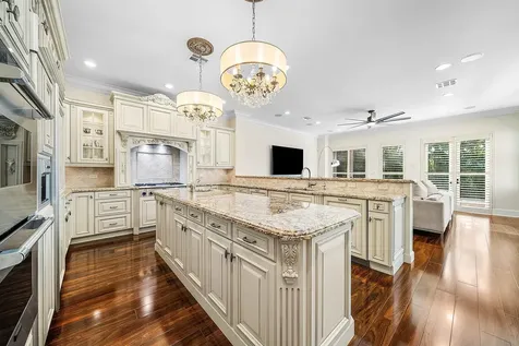 398 NE 7th Street Boca Raton FL 33432