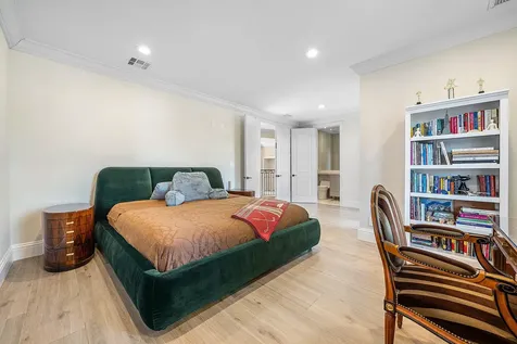 398 NE 7th Street Boca Raton FL 33432