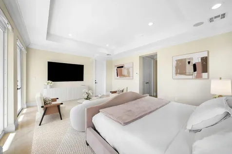 398 NE 7th Street Boca Raton FL 33432