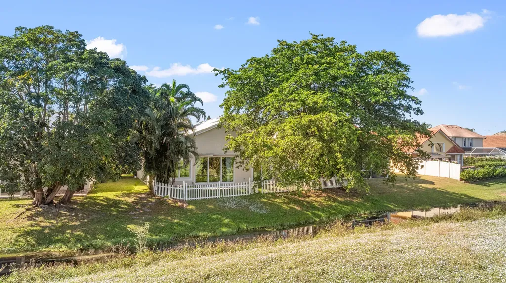 2650 Fairway Cove Court Wellington FL 33414