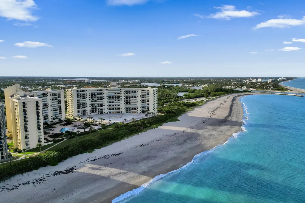 300 Ocean Trail Way Jupiter FL 33477