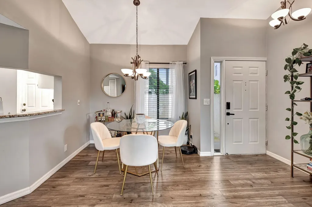 22 Via De Casas Sur Boynton Beach FL 33426