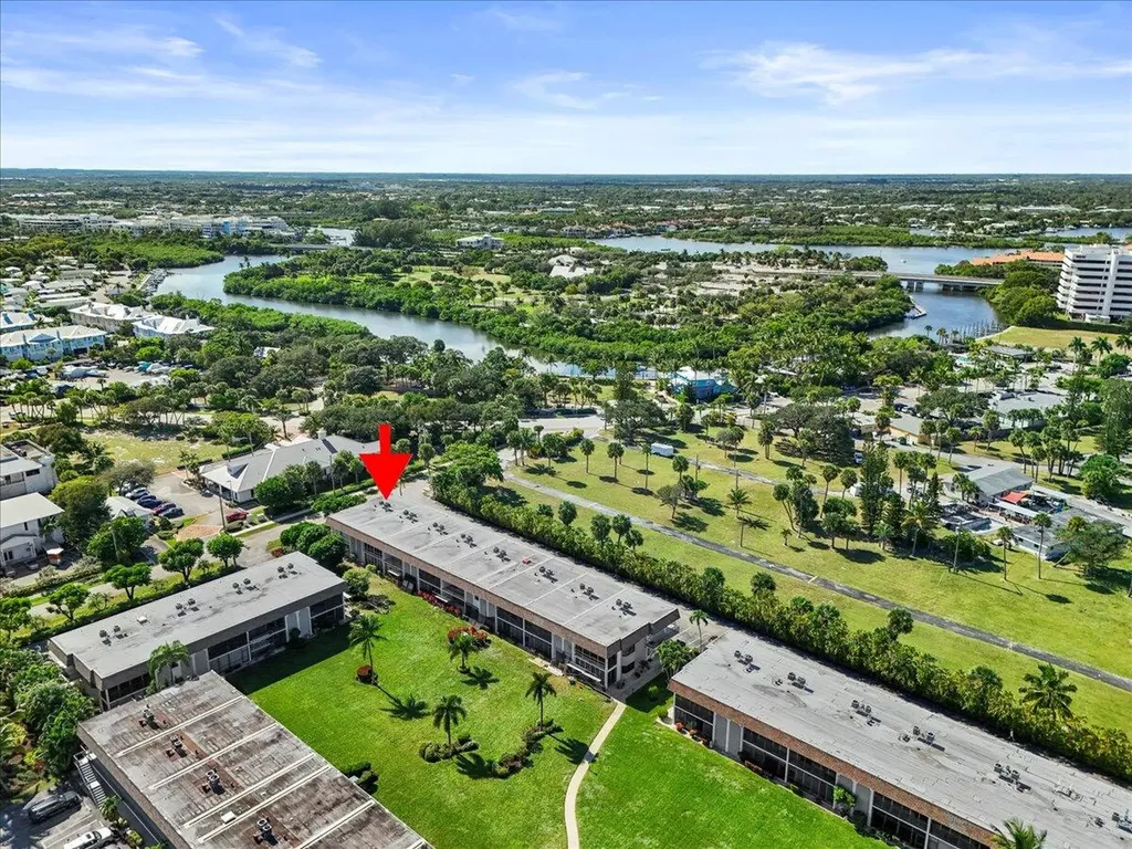 755 Saturn Street Jupiter FL 33477
