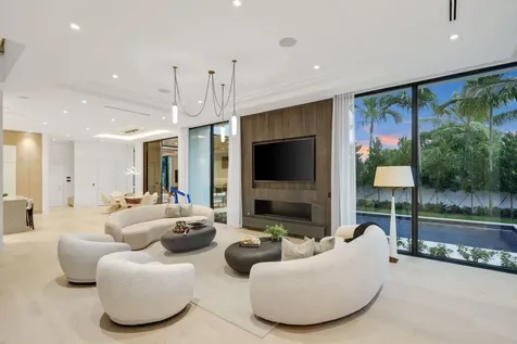 340 Grove Place Delray Beach FL 33444